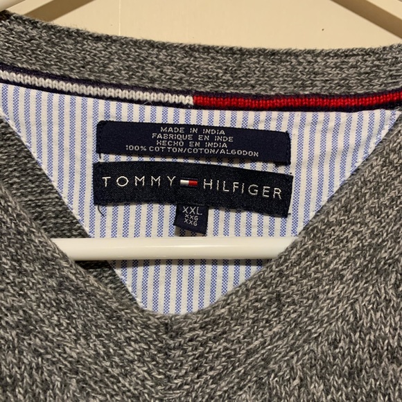 Tommy Hilfiger Vest - Picture 4 of 4